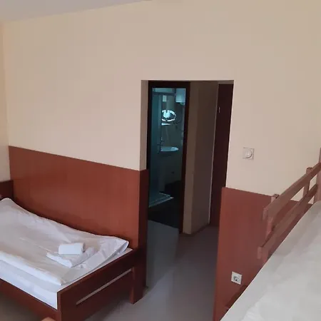 Bed & Breakfast Elegance 2*