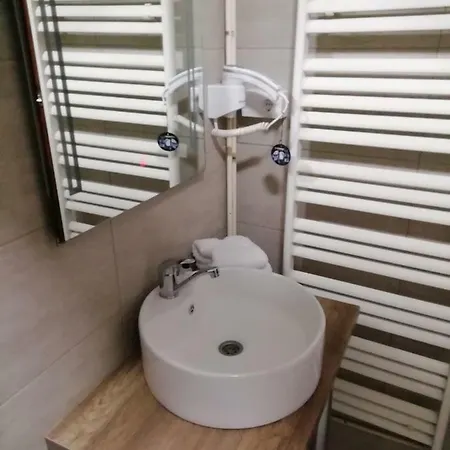 Elegance 2* Ni